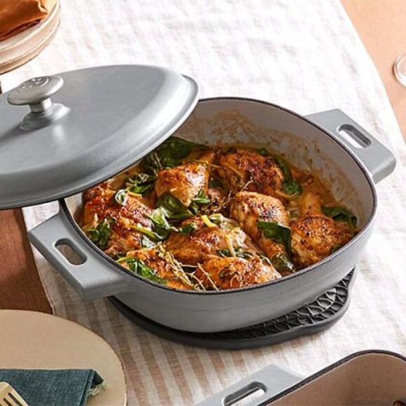 NIB~PAMPERED CHEF~Enameled Cast Iron Skillet & Lid - Picture 1 of 1